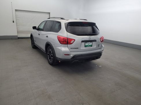 Used 2020 Nissan Pathfinder SL AWD/4WD image 5