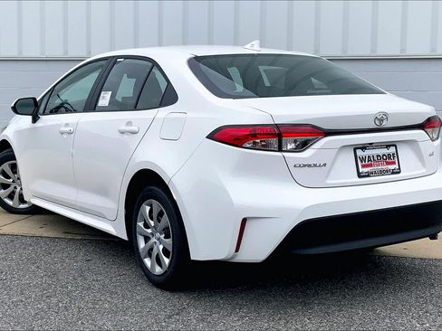New 2026 Toyota Corolla LE FWD image 3