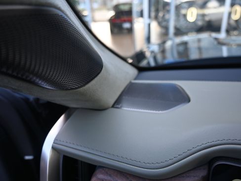 Used 2023 Rivian R1T Adventure image 50