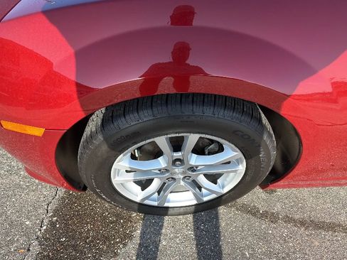 Used 2015 Chevrolet Camaro LS RWD image 11