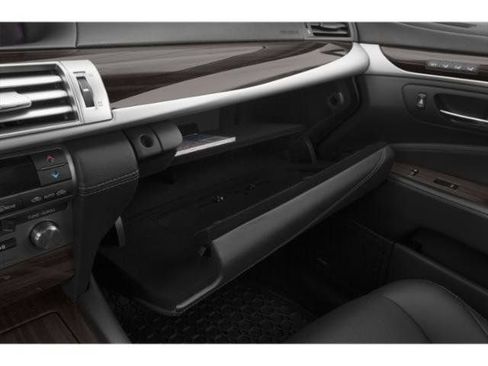 Used 2015 Lexus LS 460 w/ F Sport Package RWD image 18