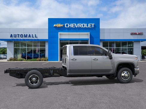 New 2025 Chevrolet Silverado 3500 LT w/ Convenience Package image 24