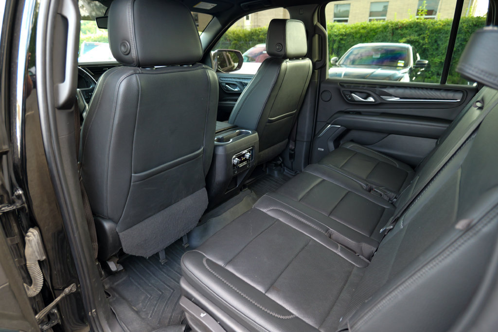 Used 2022 GMC Yukon XL Denali AWD/4WD image 25