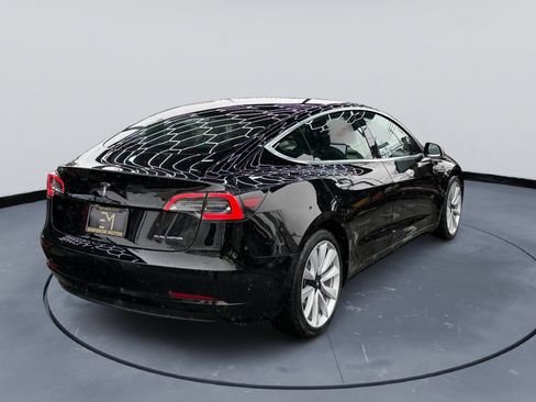 Used 2020 Tesla Model 3 Performance image 4
