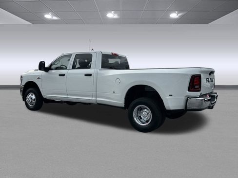 New 2026 RAM 3500 Tradesman w/ Chrome Appearance Group A image 5