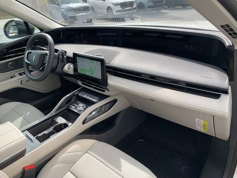 New 2026 Lincoln Nautilus Premier w/ Equipment Group 102A AWD/4WD image 19