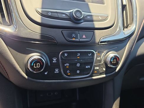 Used 2024 Chevrolet Equinox RS FWD image 27