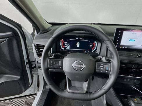 New 2026 Nissan Rogue Platinum w/ Platinum Premium Package image 10