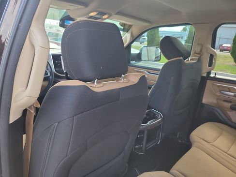 Used 2019 RAM 1500 Big Horn image 10