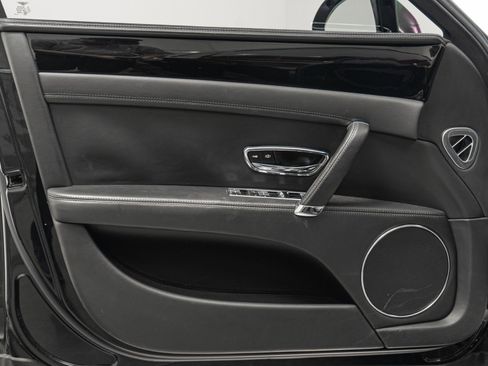 Used 2015 Bentley Flying Spur W12 image 37