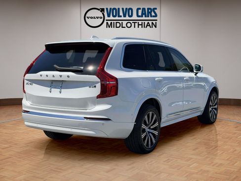 Used 2024 Volvo XC90 B5 Plus AWD/4WD image 19