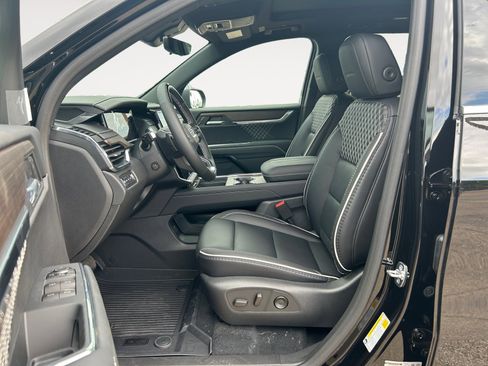 New 2026 GMC Acadia Denali w/ Super Cruise Package image 23