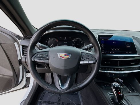 Used 2023 Cadillac CT5 Luxury image 10