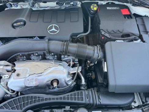 Used 2023 Mercedes-Benz GLA 250 w/ Premium Package image 20