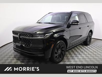 New 2027 Lincoln Navigator Reserve w/ Jet Appearance Package