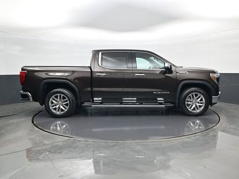 Used 2019 GMC Sierra 1500 SLT w/ SLT Premium Package image 4
