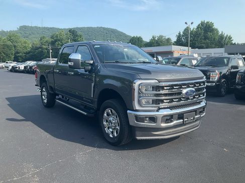 New 2026 Ford F250 Lariat AWD/4WD image 3
