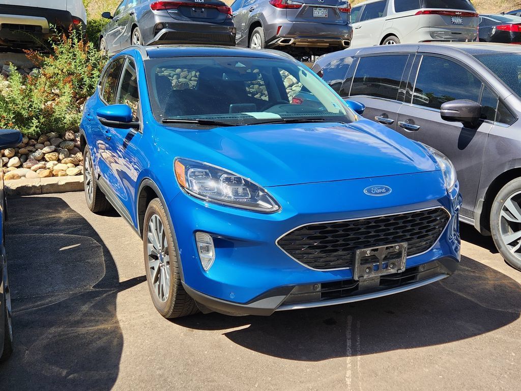 Used 2020 Ford Escape Titanium AWD/4WD image 19
