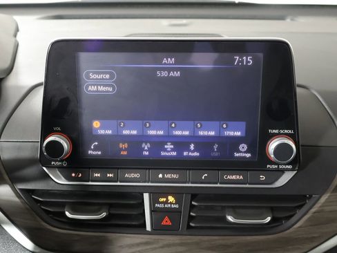 Used 2025 Nissan Altima 2.5 SV image 38