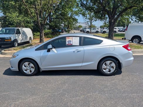 Used 2013 Honda Civic LX image 5