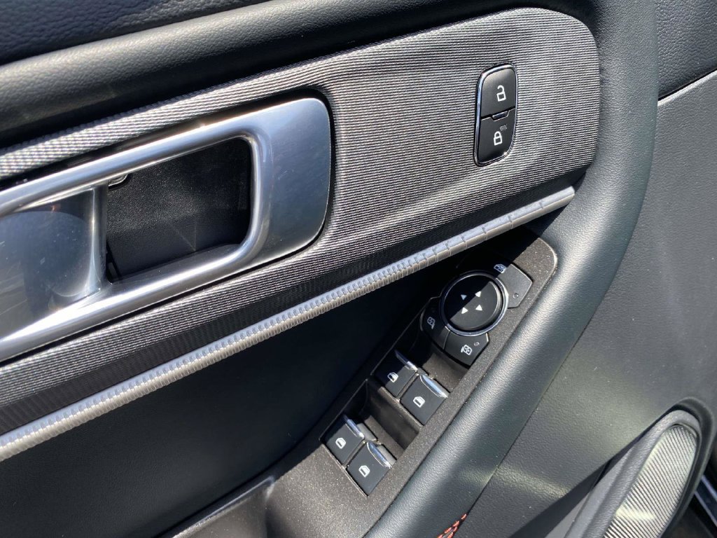 Used 2026 Ford Explorer ST-Line AWD/4WD image 15