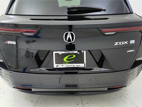 Used 2024 Acura ZDX A-Spec image 11