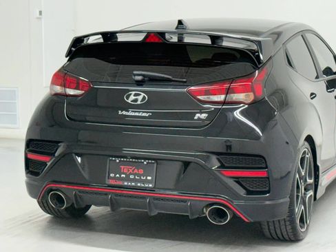 Used 2022 Hyundai Veloster N FWD image 39