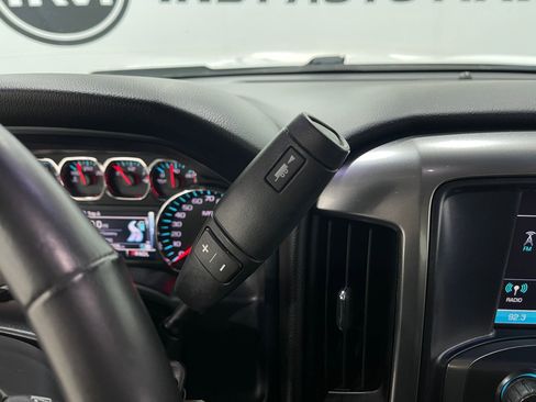 Used 2017 Chevrolet Silverado 1500 LT AWD/4WD image 26
