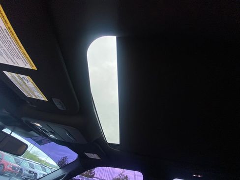 Certified 2022 Ford F150 Lariat image 26