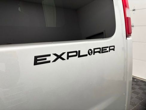 New 2025 GMC Savana 2500 Extended w/ Driver Convenience Package image 53