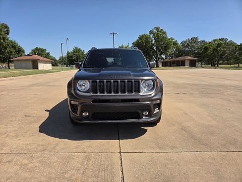 Used 2021 Jeep Renegade Latitude w/ Sun & Sound Group AWD/4WD image 4