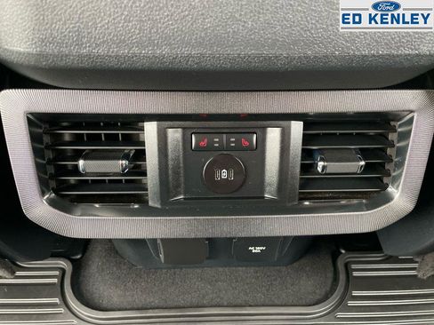 Used 2024 Ford F250 Platinum image 8