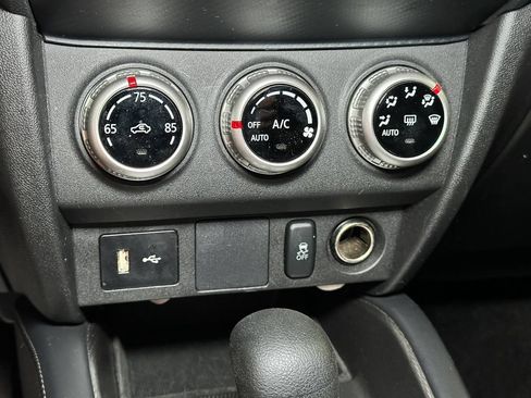 Used 2024 Mitsubishi Outlander Sport ES AWD/4WD image 35