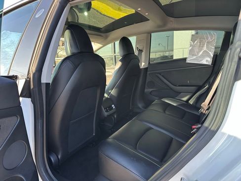 Used 2022 Tesla Model 3 Performance image 21