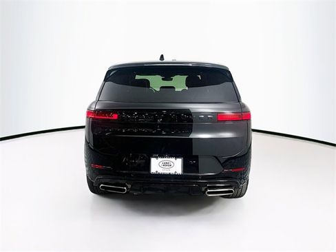 Used 2025 Land Rover Range Rover Sport Dynamic SE image 30