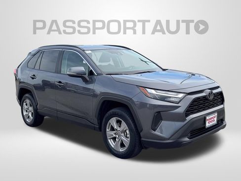 Used 2025 Toyota RAV4 XLE w/ Weather Package AWD/4WD image 12