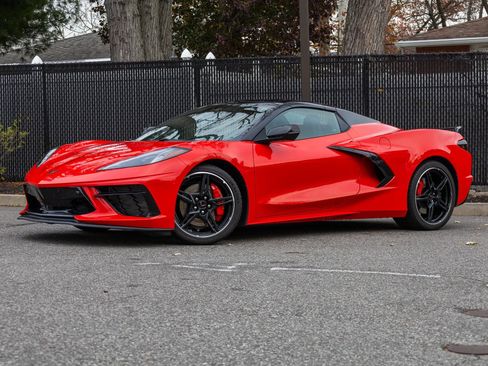 Used 2024 Chevrolet Corvette Stingray Preferred Conv w/ Z51 Performance Package image 8