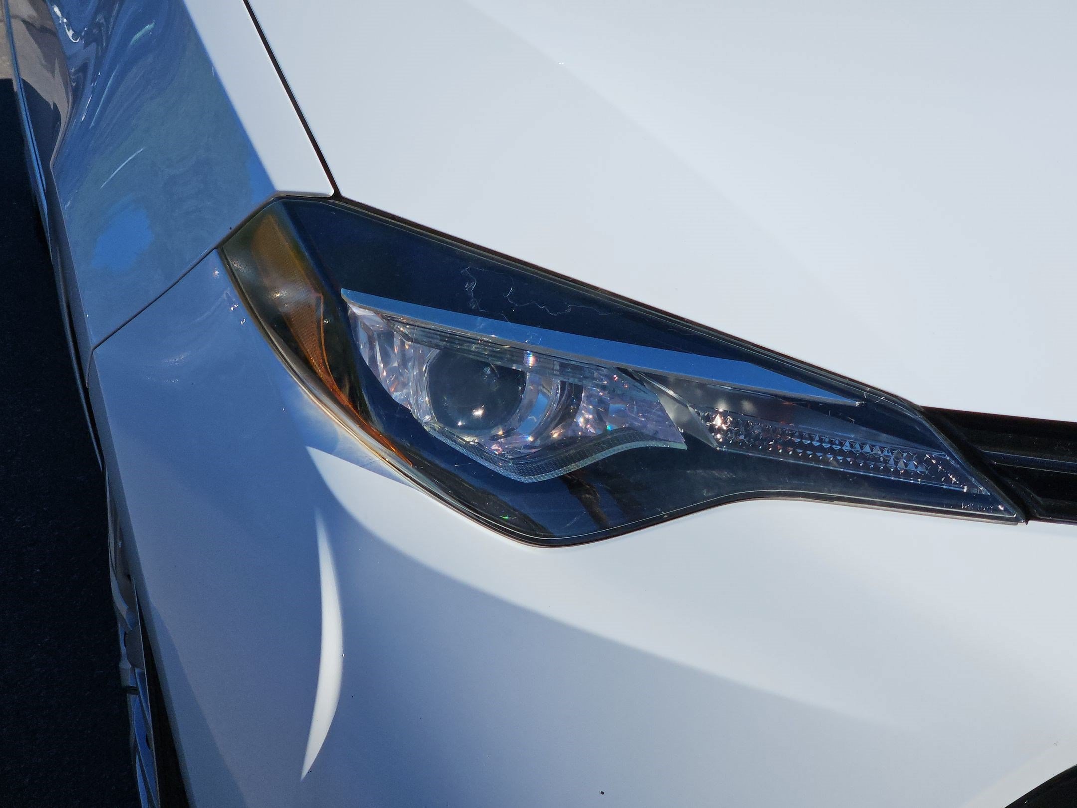 Used 2017 Toyota Corolla LE w/ Body Protection Package FWD image 10
