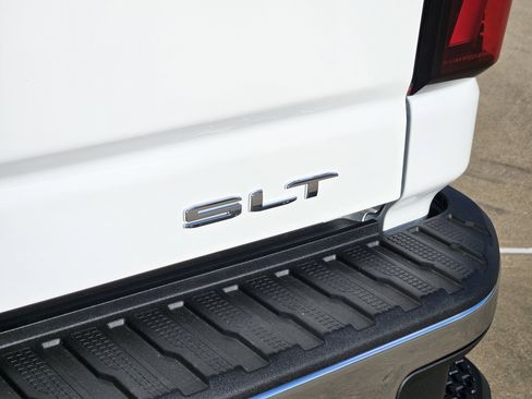 New 2026 GMC Sierra 2500 SLT w/ Texas SLT Premium Package image 6