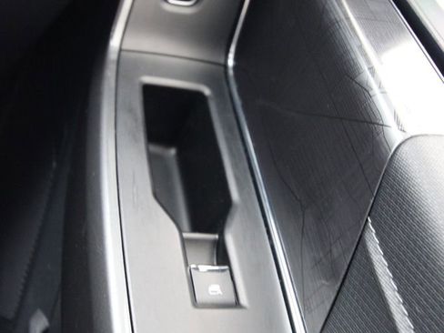 Used 2022 Ford F150 XLT w/ Equipment Group 302A High image 23