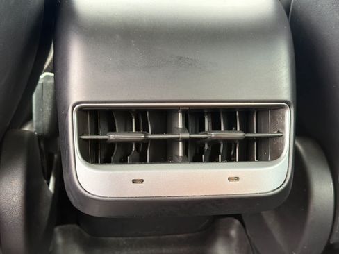 Used 2021 Tesla Model 3 Standard Range Plus RWD image 14