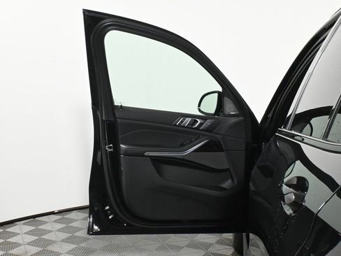 New 2026 BMW X5 xDrive40i w/ M Sport Package image 29
