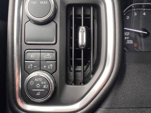 Used 2020 GMC Sierra 1500 SLT RWD image 21