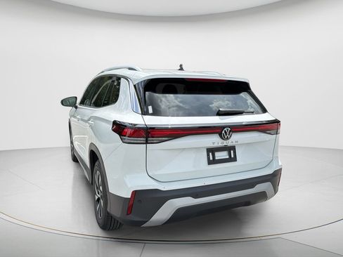New 2026 Volkswagen Tiguan S FWD image 4