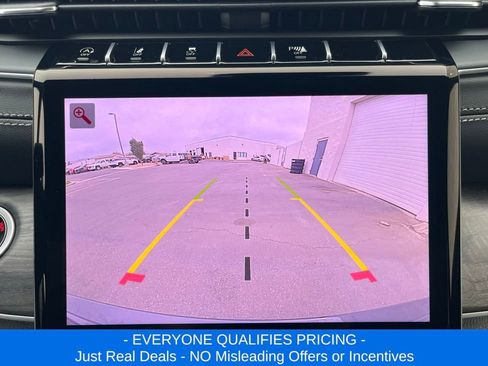 New 2025 Jeep Grand Cherokee Limited w/ Black Appearance Package image 16