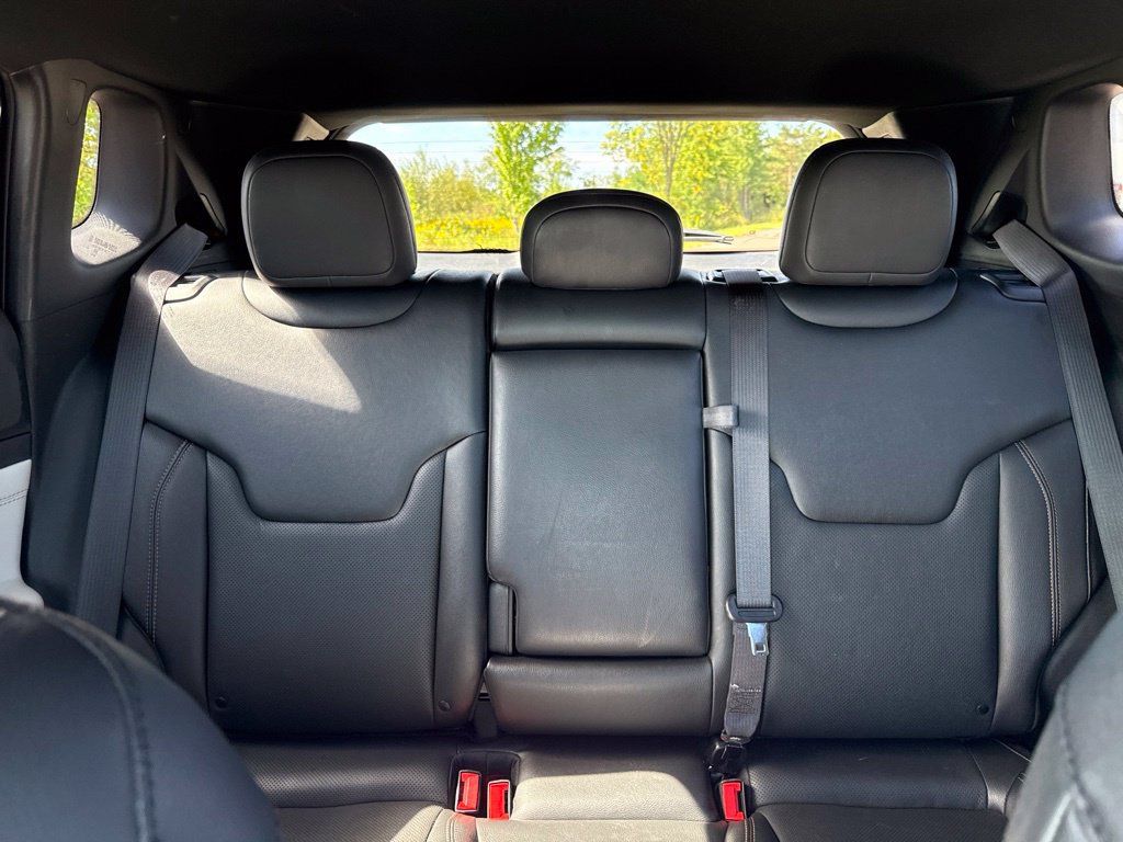 Used 2024 Jeep Compass Limited w/ Elite Group AWD/4WD image 32