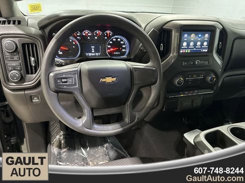 Used 2022 Chevrolet Silverado 1500 Custom image 8