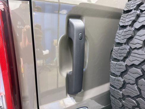 New 2026 Ford Bronco Heritage Edition AWD/4WD image 32