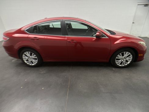Used 2009 MAZDA MAZDA6 i Grand Touring w/ Moonroof & Bose Pkg image 9