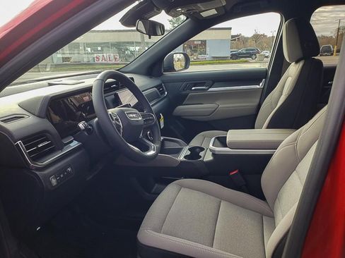 New 2026 GMC Terrain Elevation w/ LPO, Floor Liner Package image 7